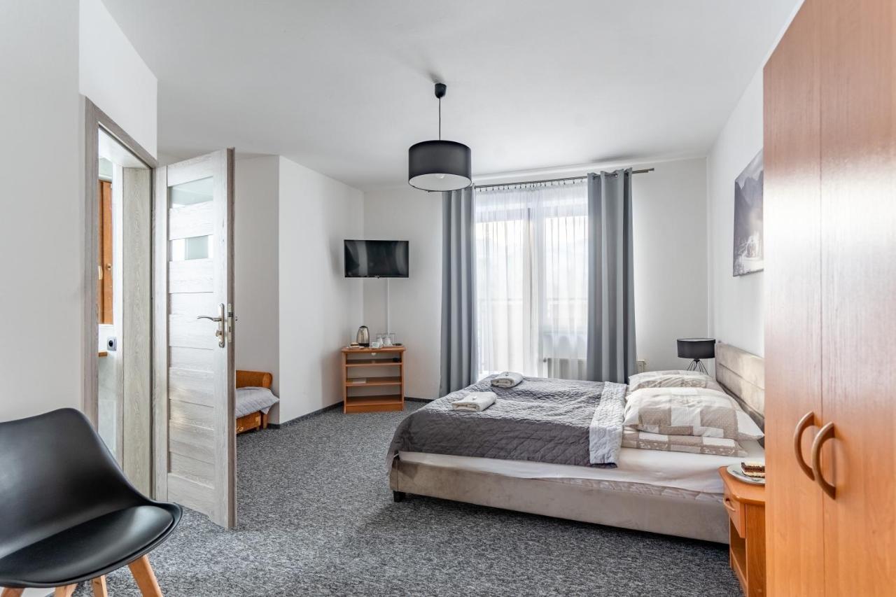 Villa 84 & Apartments Jacuzzi & Sauna Zakopane Buitenkant foto
